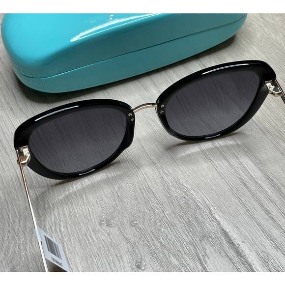 Kate Spade Sydnee Sunglasses in Black / Gold Tone